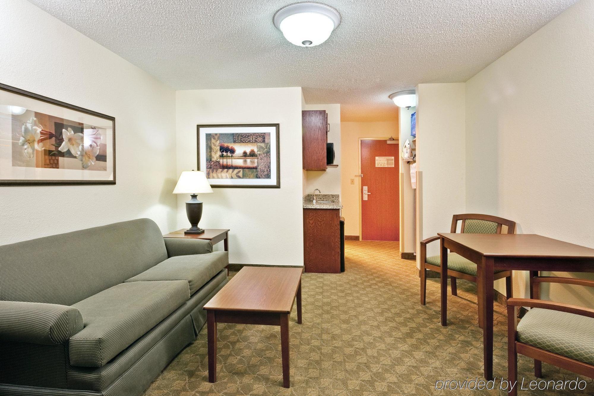 Holiday Inn Express & Suites Sparta Pokoj fotografie